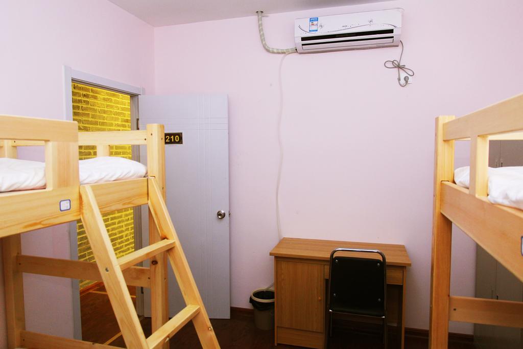 798 International Youth Hostel Jinan Quarto foto